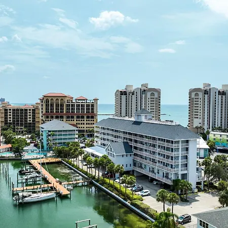 Lovely Clearwater Ocean Front Great Location 2Bd